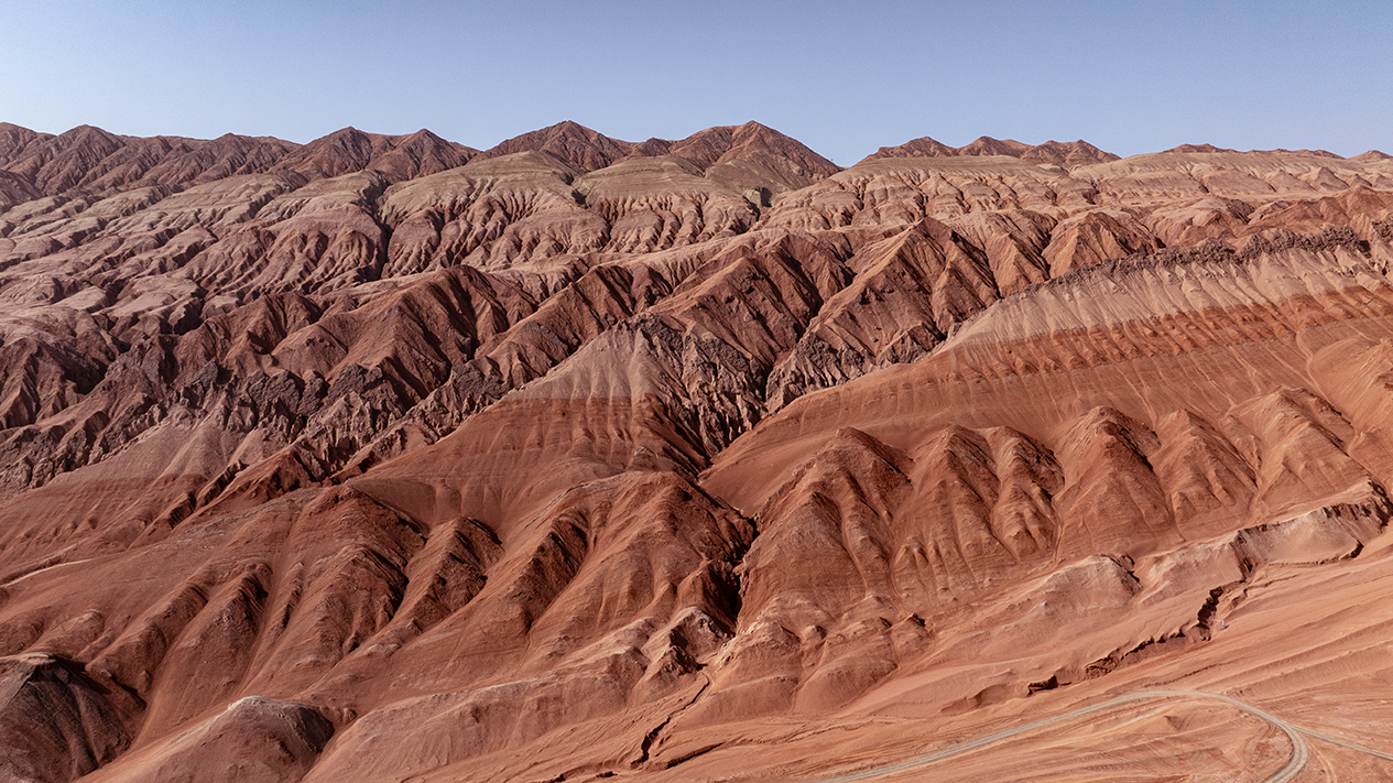 canh-quan-nui-lua-hoa-diem-son